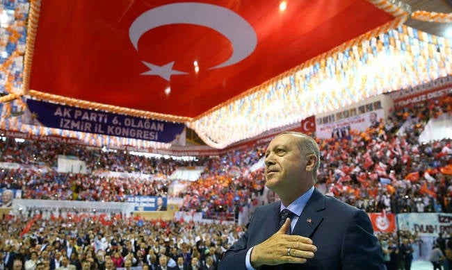 Η «Τέχνη της Χειραγώγησης» αλά Ερντογάν: Τα σύμβολα, οι τεχνικές και ο… Σουλεϊμάν ο Μεγαλοπρεπής